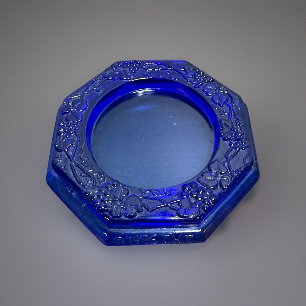 VTG Cobalt Blue Candle Holder  Grapes Pattern Tender Heart Treasures THT 1996
